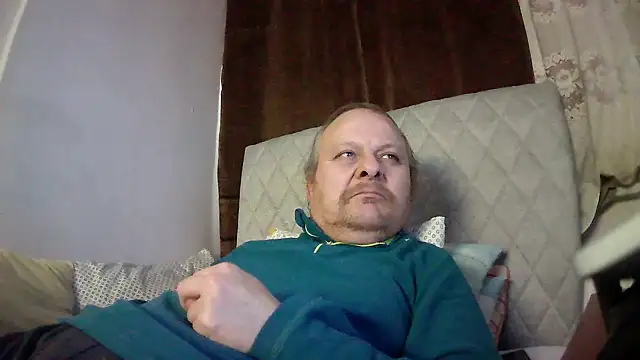 amylrmm1903 online show from January 11, 2026, 10:20 am