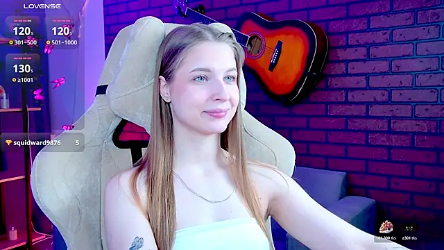 CuteMousee online show from January 14, 2026, 5:57 am