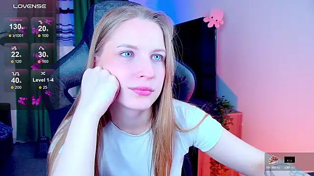 CuteMousee online show from April 15, 2026, 6:31 am