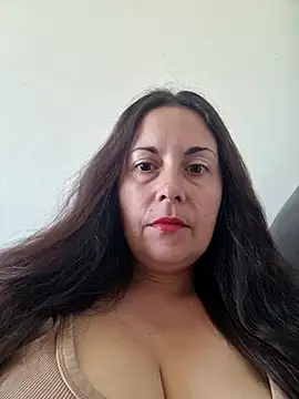 Snapshot of SelieAlMio chatting on April 23, 2026, 9:19 am SelieAlMio online show from April 23, 2026, 9:19 am