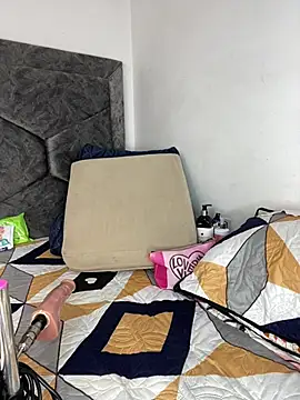 Nadia-melej online show from March 20, 2026, 4:23 pm