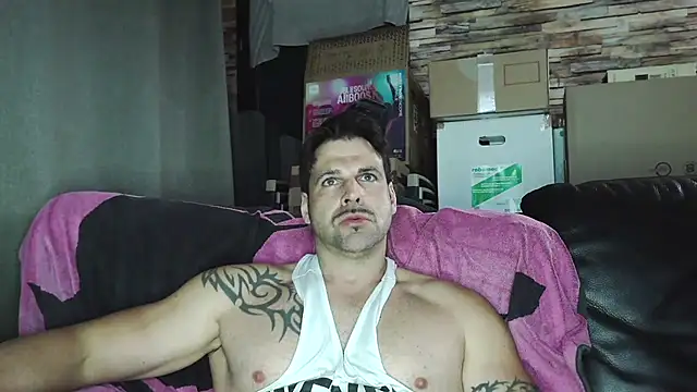 XxBigboybandxX online show from March 5, 2026, 4:36 pm