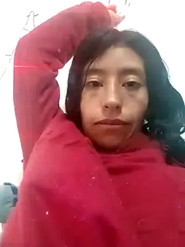 Snapshot of karolinee_66_ chatting on December 15, 2024, 4:40 am karolinee 66 online show from December 15, 2024, 4:40 am