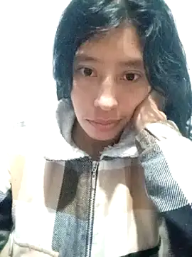 Snapshot of karolinee_66_ chatting on December 18, 2024, 7:30 pm karolinee 66 online show from December 18, 2024, 7:30 pm