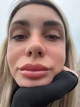 SandraCarter online show from March 21, 2026, 7:46 am