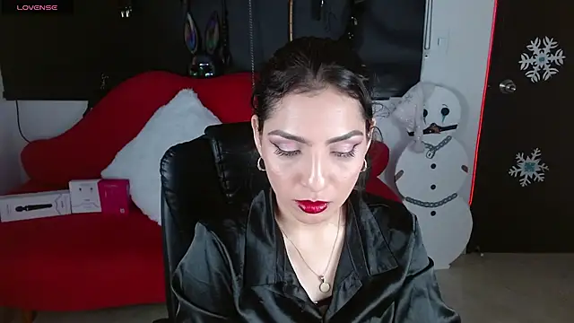 Carolaine69  online show from December 5, 2025, 1:52 pm