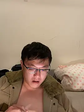 Snapshot of YoY-man chatting on January 12, 2025, 4:29 pm YoY-man online show from January 12, 2025, 4:29 pm