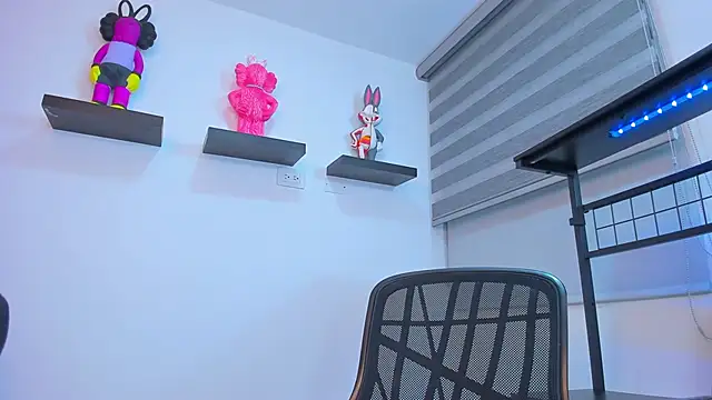 Snapshot of Gangster_Girl chatting on November 2, 2025, 4:15 am Gangster Girl online show from November 2, 2025, 4:15 am