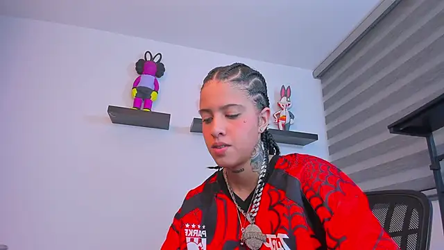 Snapshot of Gangster_Girl chatting on November 6, 2025, 3:29 am Gangster Girl online show from November 6, 2025, 3:29 am