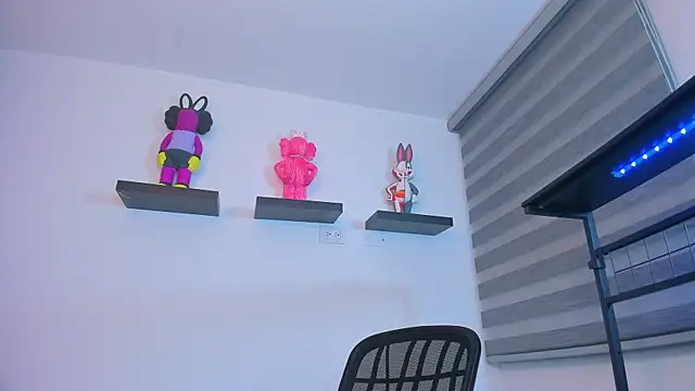 Snapshot of Gangster_Girl chatting on November 22, 2025, 12:31 am Gangster Girl online show from November 22, 2025, 12:31 am