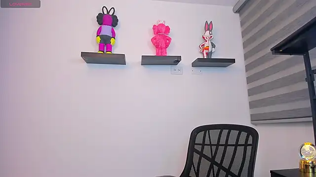 Gangster Girl online show from March 24, 2026, 11:32 pm