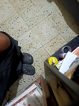 Snapshot of HARRISXN777 chatting on December 16, 2025, 3:00 am HARRISXN777 online show from December 16, 2025, 3:00 am