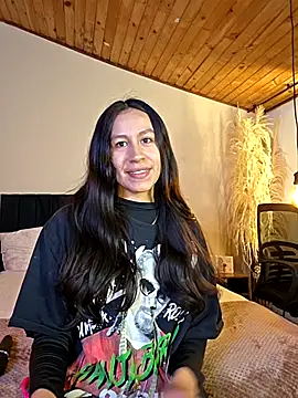 EmiGomez  online show from March 21, 2026, 12:43 pm