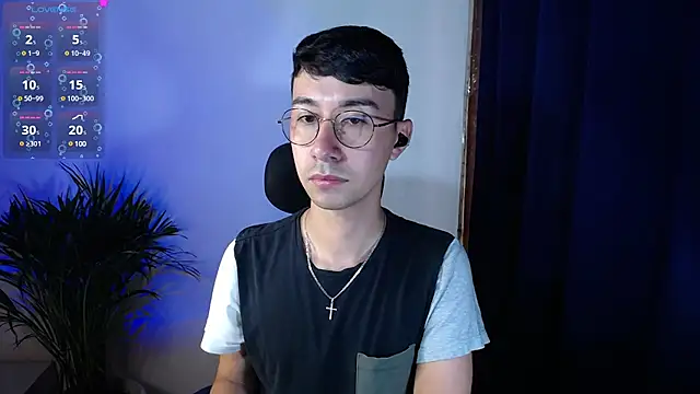 cameron cum online show from December 31, 2024, 2:25 pm