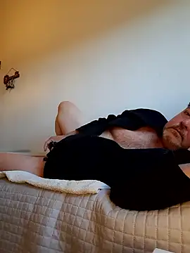 Snapshot of bluangelo chatting on December 28, 2024, 1:38 pm bluangelo online show from December 28, 2024, 1:38 pm