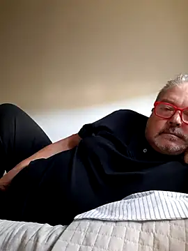 bluangelo online show from April 27, 2026, 1:20 pm