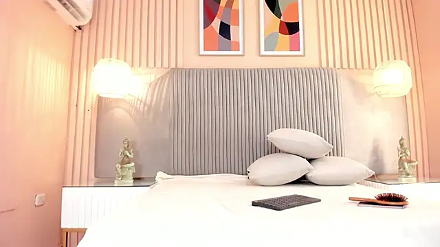 samyriverss online show from November 12, 2025, 10:37 am