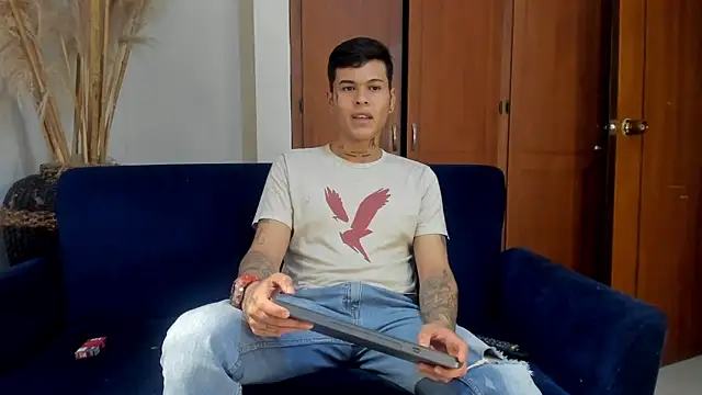 jamesinked  online show from November 23, 2025, 12:21 am