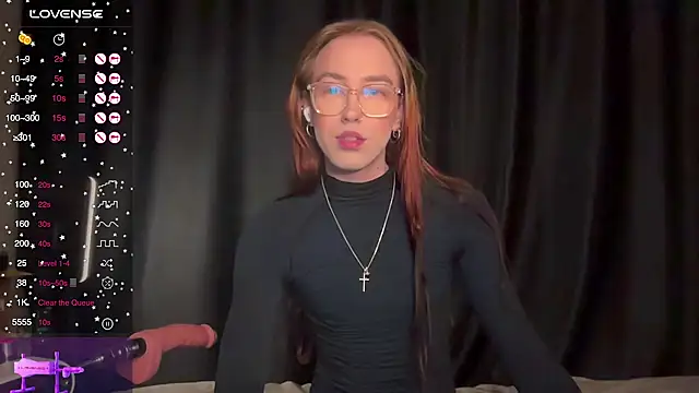 Avril Pearly  online show from November 29, 2025, 3:26 pm