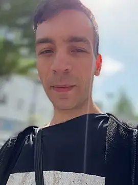 nickdtr online show from May 10, 2026, 10:42 am