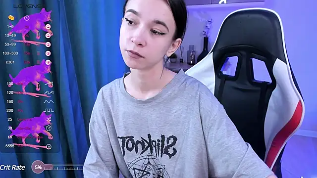 LilithStrangfor online show from December 9, 2024, 7:39 am