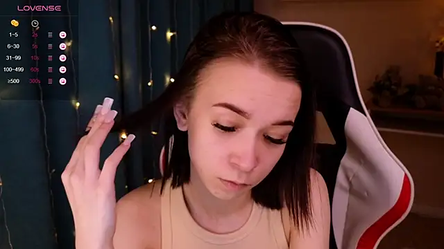 LilithStrangfor online show from December 27, 2024, 11:31 pm