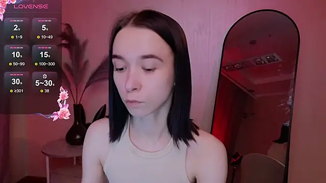 LilithStrangfor online show from March 16, 2025, 11:25 pm