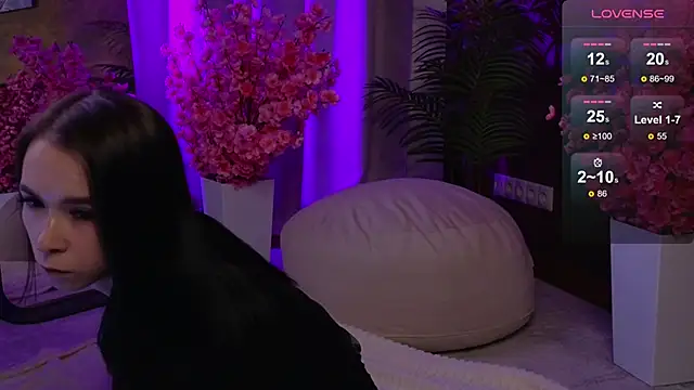 LilithStrangfor online show from October 5, 2025, 9:34 pm