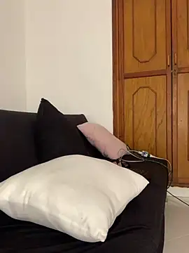 Snapshot of Mrskary chatting on September 21, 2025, 5:03 pm Mrskary online show from September 21, 2025, 5:03 pm