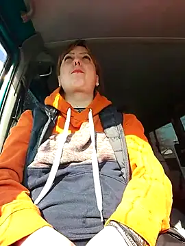 Snapshot of larylary6969 chatting on February 19, 2025, 9:17 am larylary6969 online show from February 19, 2025, 9:17 am