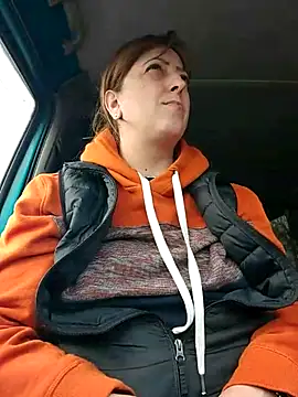 Snapshot of larylary6969 chatting on February 19, 2025, 12:22 pm larylary6969 online show from February 19, 2025, 12:22 pm