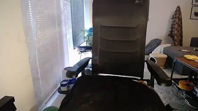 P4RtYBOII92 online show from January 11, 2026, 2:00 pm