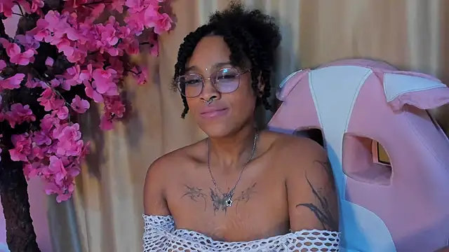 Elith noa online show from March 8, 2025, 4:45 am