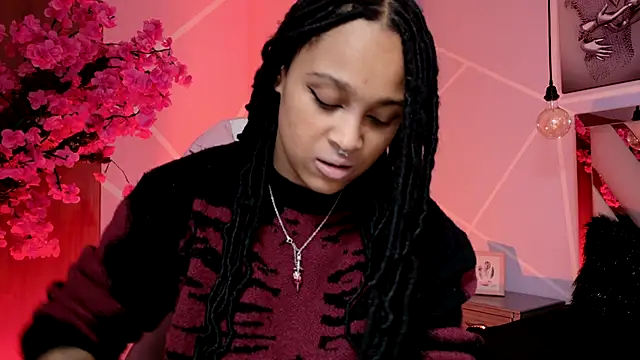 Elith noa online show from November 15, 2025, 7:21 pm