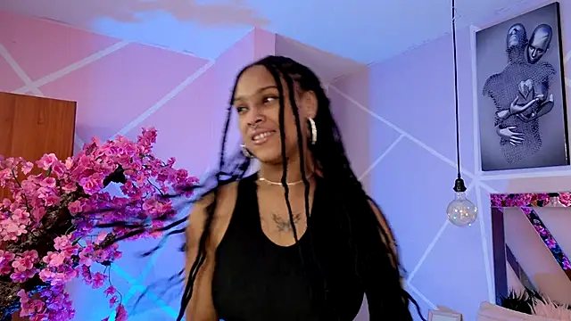 Elith noa online show from November 25, 2025, 7:47 pm