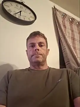 steb1980 online show from June 19, 2026, 11:41 pm