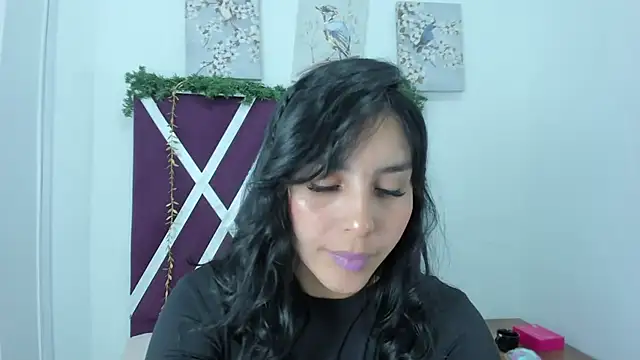 Snapshot of _miaquevedo_ chatting on November 15, 2025, 11:29 am miaquevedo online show from November 15, 2025, 11:29 am