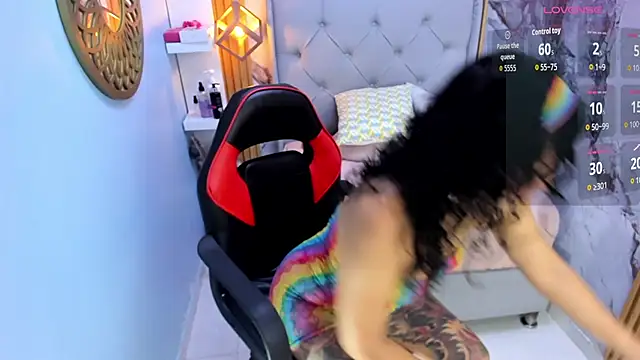 Snapshot of LINASTARK chatting on October 27, 2025, 3:32 am LINASTARK online show from October 27, 2025, 3:32 am