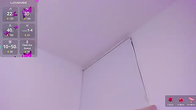 ZarianaEvanz online show from March 4, 2026, 10:49 pm