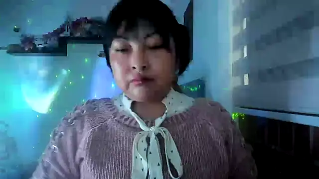 Shaddycute  online show from March 27, 2026, 11:21 am