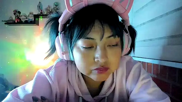 Shaddycute  online show from June 2, 2026, 4:03 am