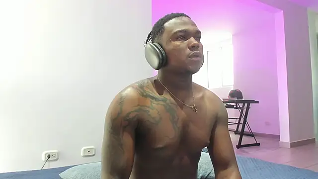 Troykhalil online show from December 18, 2025, 8:48 pm