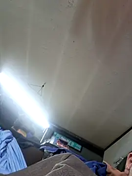 Snapshot of gettinit2wice chatting on January 7, 2026, 7:55 am gettinit2wice online show from January 7, 2026, 7:55 am