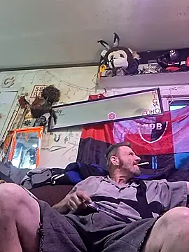 Snapshot of gettinit2wice chatting on February 25, 2026, 2:16 pm gettinit2wice online show from February 25, 2026, 2:16 pm