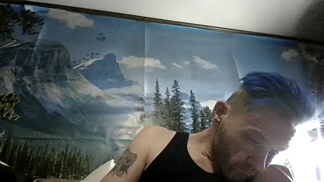 Snapshot of gettinit2wice chatting on July 4, 2026, 11:16 am gettinit2wice online show from July 4, 2026, 11:16 am