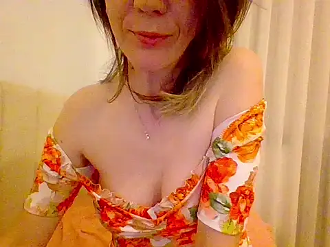 LustyDream4u online show from April 24, 2026, 10:23 pm