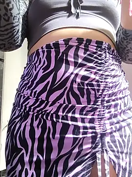 florecita9 online show from October 29, 2025, 6:42 pm