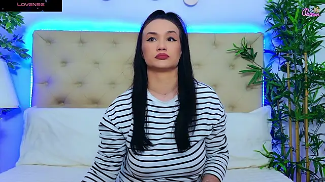 Snapshot of DaliyaArabian chatting on March 17, 2026, 12:52 pm DaliyaArabian online show from March 17, 2026, 12:52 pm