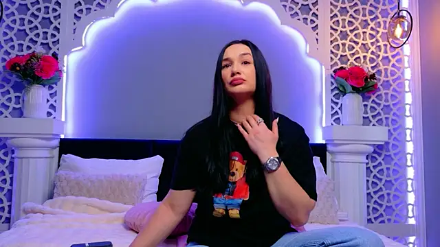 Snapshot of DaliyaArabian chatting on April 1, 2026, 12:28 pm DaliyaArabian online show from April 1, 2026, 12:28 pm