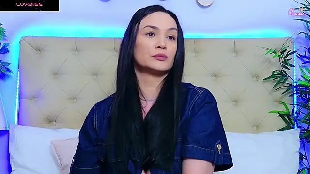 DaliyaArabian online show from June 1, 2026, 12:18 pm